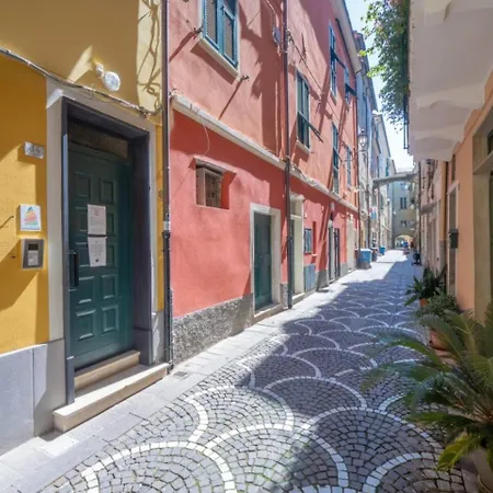 Babyaccommodation Family I Διαμέρισμα Pietra Ligure